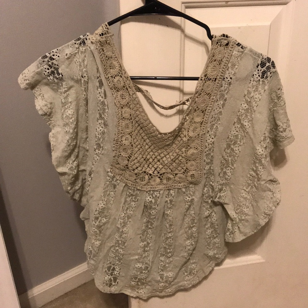 Cream/tan colored lacy top